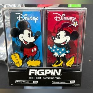 FiGPiN 2 Pack Mickey and Friends - #367 Mickey and #368 Minnie (GLITTER)